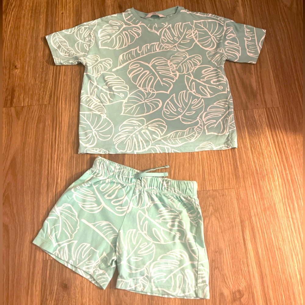 H&M 5T Short Set